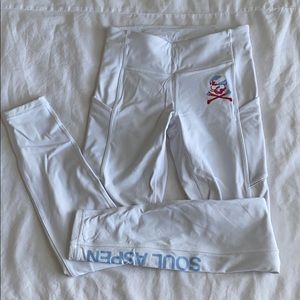 White soulcycle lululemon leggigns
